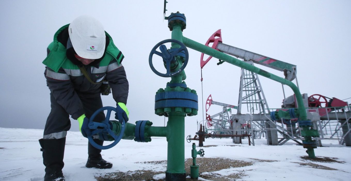 Олон улсын зах зээл дээр ГАЗРЫН ТОСНЫ ҮНЭ буурч байна - Mongolia Trade